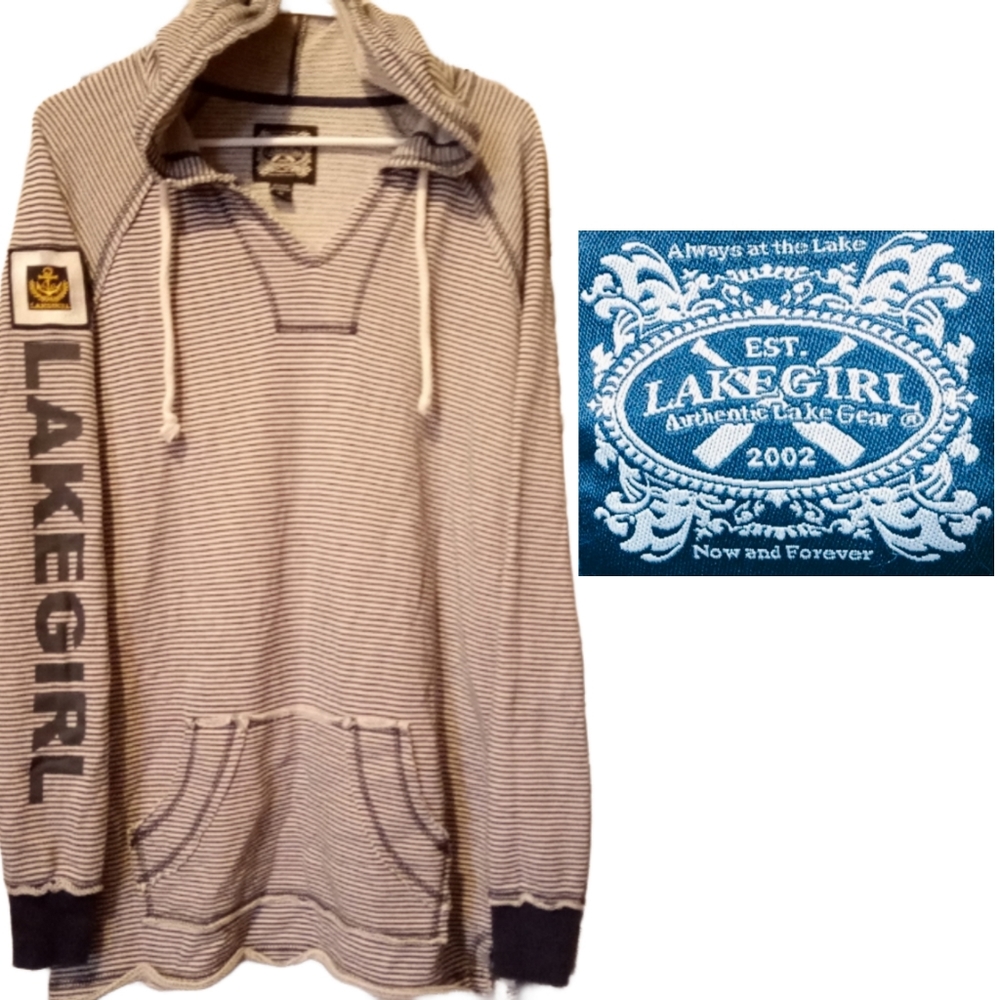 LakeGirl Navy and White Striped Hoodie Size Medium